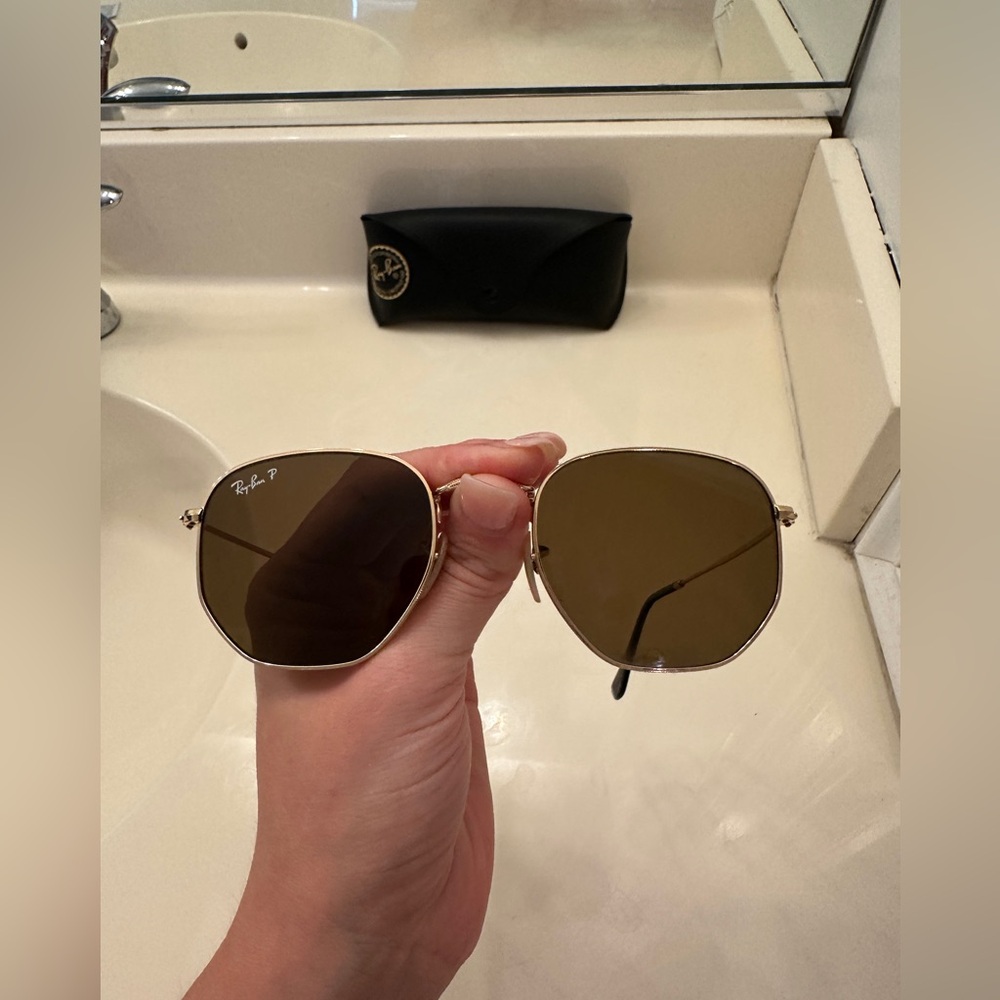 Ray-Ban Gold and Brown Aviator Polarized Sunglasses